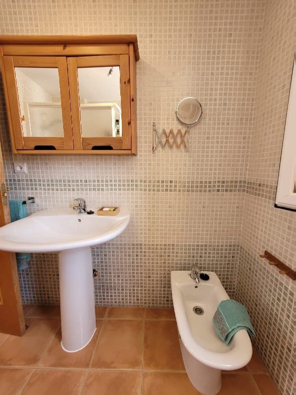 4 bedroom Semi-detached Villa for sale in Denia with pool garage - € 506,000 (Ref: 9685991)