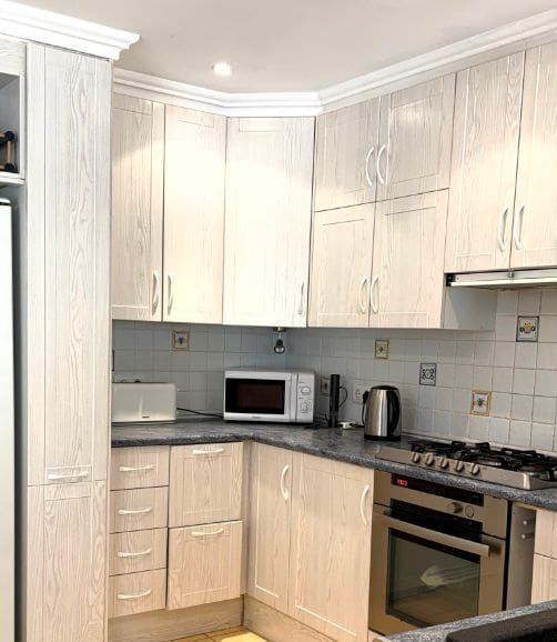 5 bedroom Villa for sale in Calpe / Calp with pool garage - € 645,000 (Ref: 9706214)