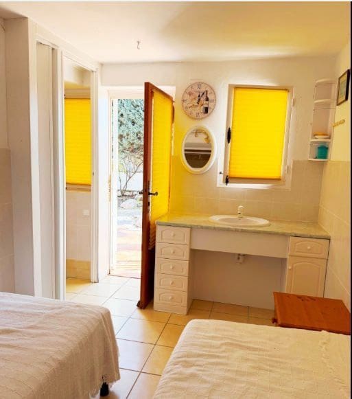 5 bedroom Villa for sale in Calpe / Calp with pool garage - € 645,000 (Ref: 9706214)