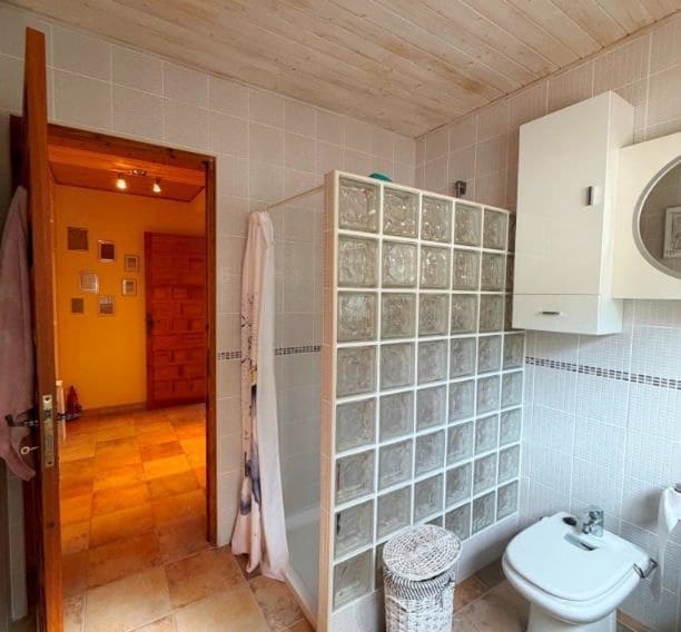 5 bedroom Villa for sale in Calpe / Calp with pool garage - € 645,000 (Ref: 9706214)