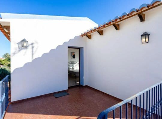 4 slaapkamer Villa te koop in Calpe / Calp met zwembad garage - € 1.075.000 (Ref: 9737888)