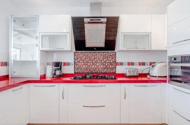 3 soverom Villa til salgs i Calpe / Calp med svømmebasseng garasje - € 530 000 (Ref: 9741477)