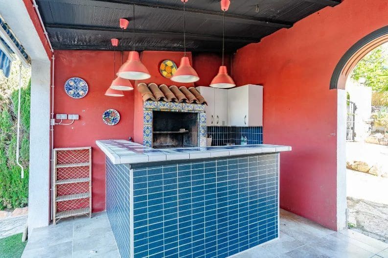 3 soverom Villa til salgs i Calpe / Calp med svømmebasseng garasje - € 530 000 (Ref: 9741477)