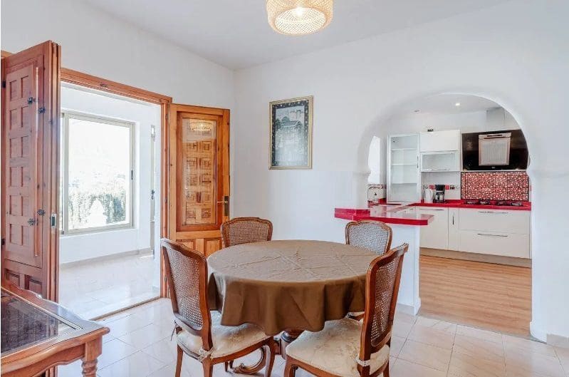 3 soverom Villa til salgs i Calpe / Calp med svømmebasseng garasje - € 530 000 (Ref: 9741477)