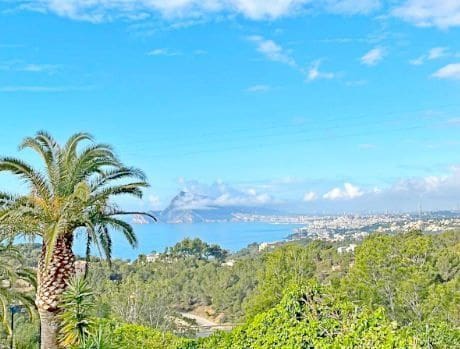 2 bedroom Semi-detached Villa for sale in Altea with pool garage - € 340,000 (Ref: 9772660)