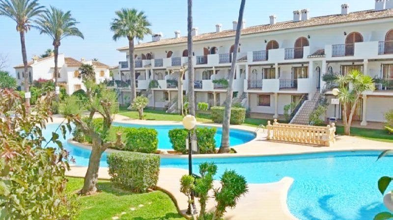 2 slaapkamer Halfvrijstaande villa te koop in Denia met zwembad garage - € 328.000 (Ref: 9780094)