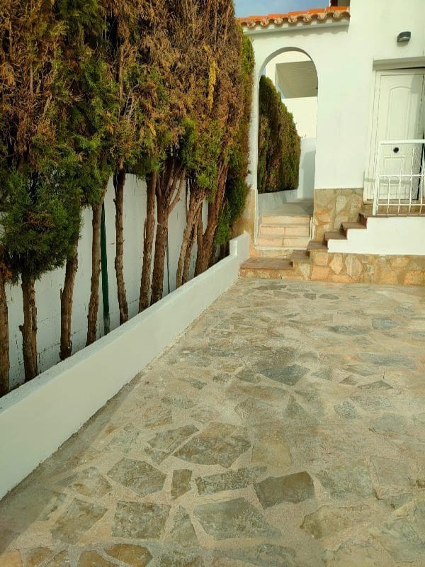 3 slaapkamer Halfvrijstaande villa te koop in Denia met garage - € 440.000 (Ref: 9790214)