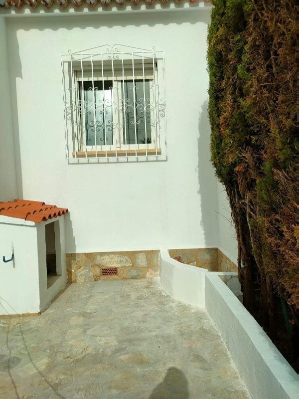 3 slaapkamer Halfvrijstaande villa te koop in Denia met garage - € 440.000 (Ref: 9790214)