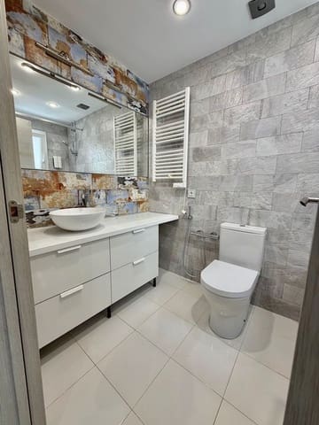 Piso de 3 habitaciones en Centro Urbano, Dénia en venta - 280.000 € (Ref: 9828236)