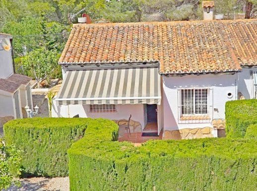 2 slaapkamer Halfvrijstaande villa te koop in Moraira, Teulada-Moraira met zwembad garage - € 349.000 (Ref: 9842090)
