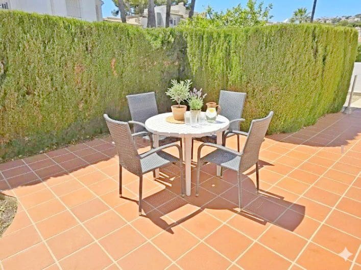 2 slaapkamer Halfvrijstaande villa te koop in Moraira met zwembad garage - € 349.000 (Ref: 9842090)
