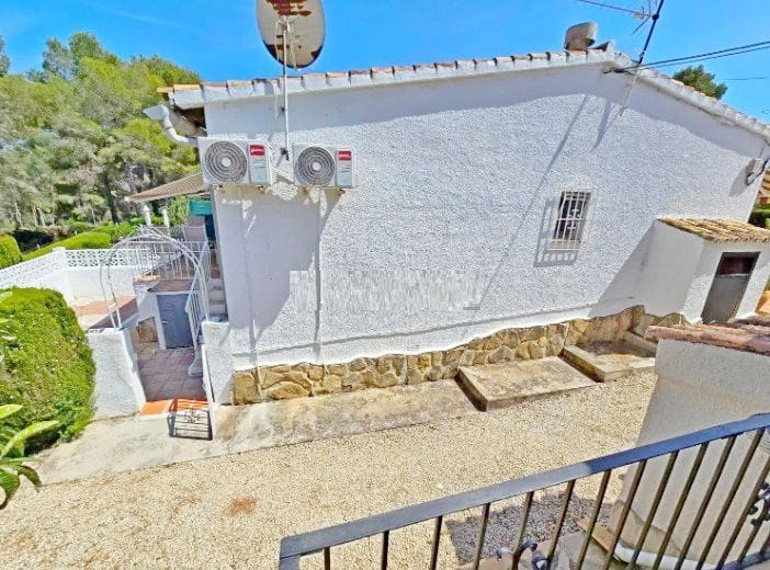 2 slaapkamer Halfvrijstaande villa te koop in Moraira met zwembad garage - € 349.000 (Ref: 9842090)