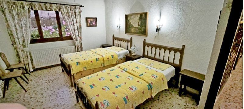 3 bedroom Villa for sale in Denia with garage - € 840,000 (Ref: 9861512)
