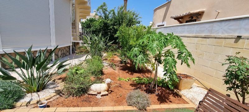 3 bedroom Villa for sale in Denia with garage - € 433,000 (Ref: 9872912)