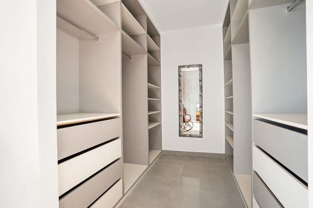 5 slaapkamer Villa te koop in Montgó - Ermita, Javea / Xàbia met zwembad garage - € 1.890.000 (Ref: 9883982)