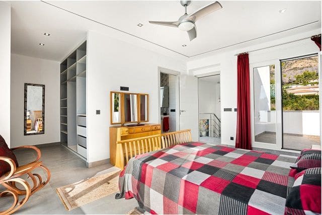 5 slaapkamer Villa te koop in Javea / Xabia met zwembad garage - € 1.890.000 (Ref: 9883982)