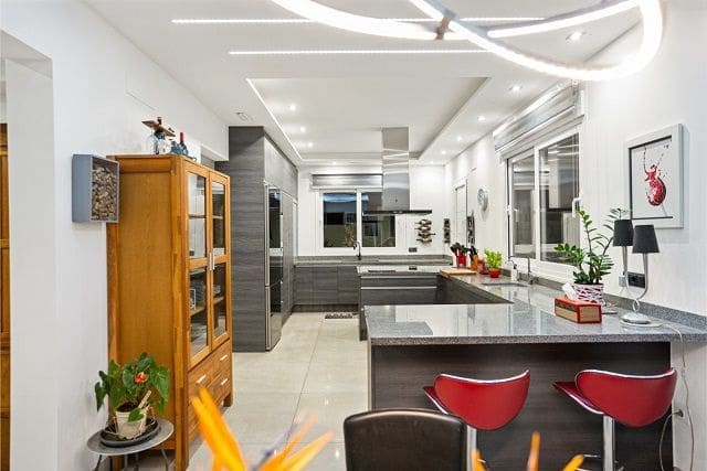 5 slaapkamer Villa te koop in Javea / Xabia met zwembad garage - € 1.890.000 (Ref: 9883982)