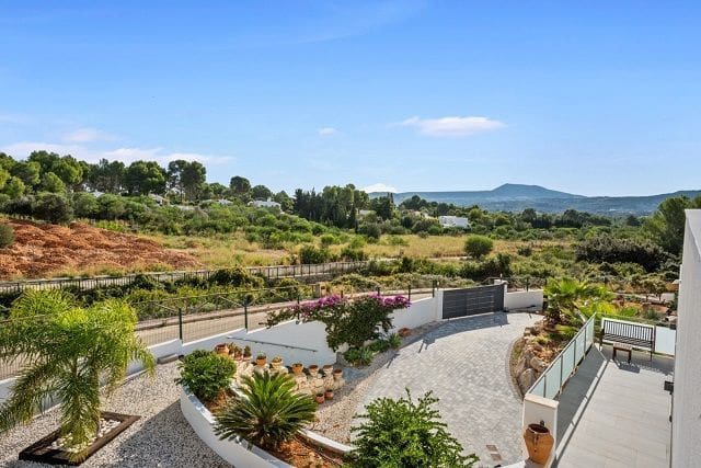 5 slaapkamer Villa te koop in Javea / Xabia met zwembad garage - € 1.890.000 (Ref: 9883982)