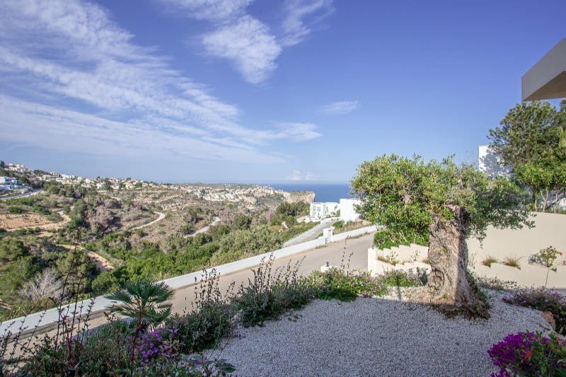 4 bedroom Villa for sale in Cumbre del Sol with pool garage - € 1,499,000 (Ref: 9883985)