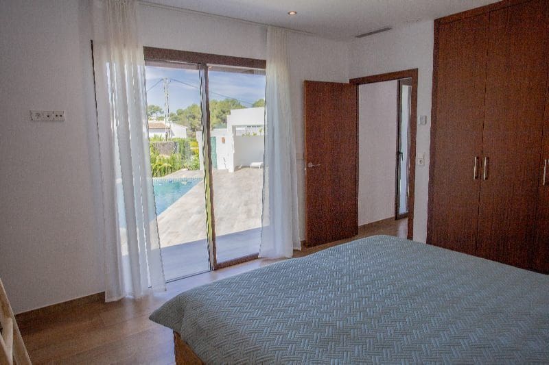Chalet de 3 habitaciones en Javea / Xàbia en venta con piscina garaje - 1.790.000 € (Ref: 9883986)