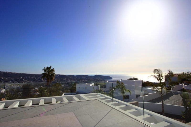 3 bedroom Villa for sale in Moraira with pool garage - € 2,250,000 (Ref: 9883987)