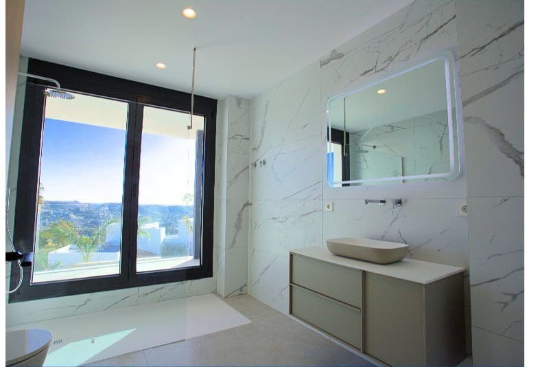 3 bedroom Villa for sale in Moraira with pool garage - € 2,250,000 (Ref: 9883987)