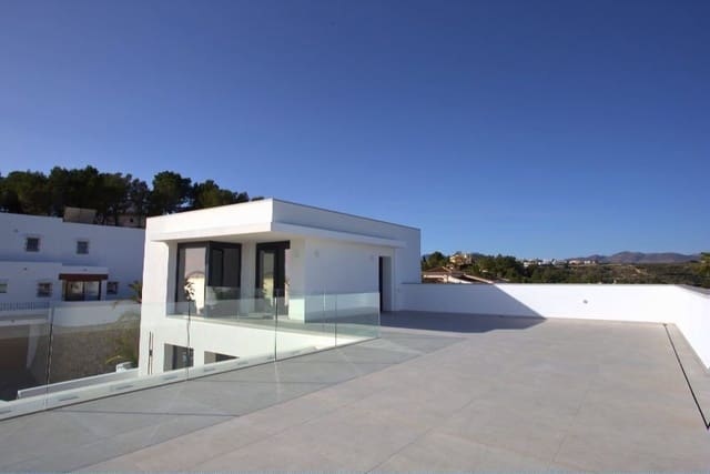 3 quarto Moradia para venda em Moraira, Teulada-Moraira com piscina garagem - 2 250 000 € (Ref: 9883987)