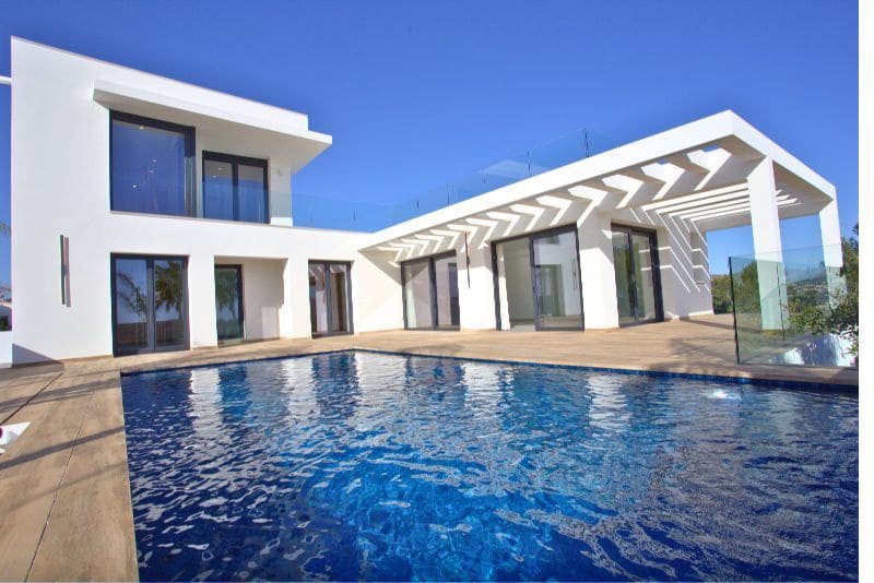 3 bedroom Villa for sale in Moraira with pool garage - € 2,250,000 (Ref: 9883987)