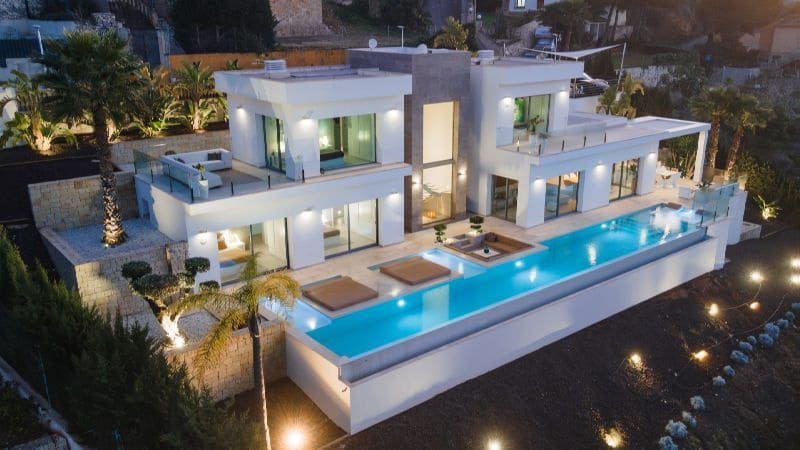 4 soveværelse Villa til salg i Javea / Xabia med swimmingpool garage - € 2.150.000 (Ref: 9883988)