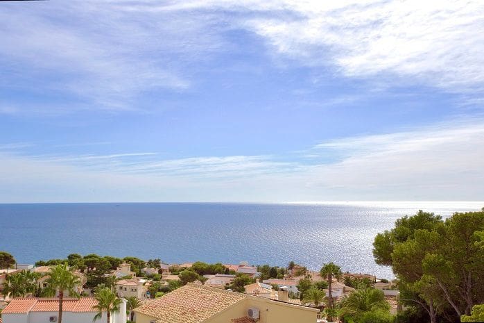 Chalet de 4 habitaciones en Javea / Xàbia en venta con piscina garaje - 1.180.000 € (Ref: 9883989)