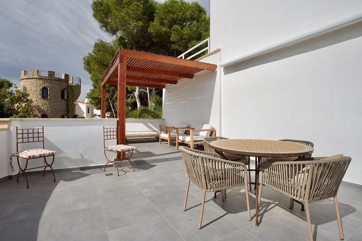 Chalet de 4 habitaciones en Javea / Xàbia en venta con piscina garaje - 1.180.000 € (Ref: 9883989)