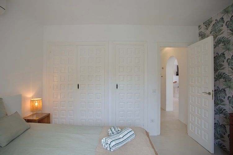 Chalet de 4 habitaciones en Javea / Xàbia en venta con piscina garaje - 1.180.000 € (Ref: 9883989)