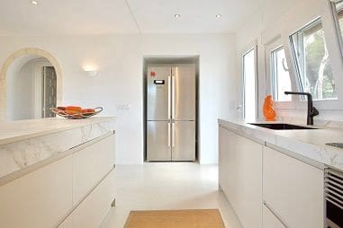 Chalet de 4 habitaciones en Javea / Xàbia en venta con piscina garaje - 1.180.000 € (Ref: 9883989)