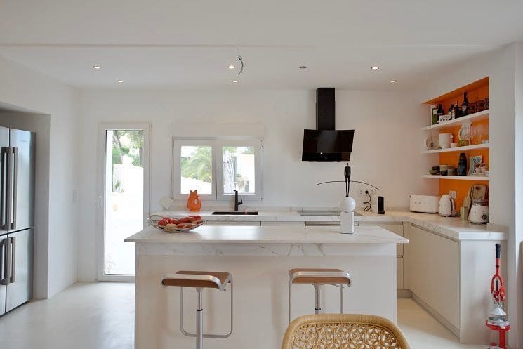 Chalet de 4 habitaciones en Javea / Xàbia en venta con piscina garaje - 1.180.000 € (Ref: 9883989)