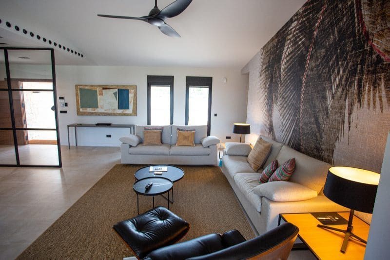 3 bedroom Villa for sale in Denia with pool garage - € 1,595,000 (Ref: 9883990)