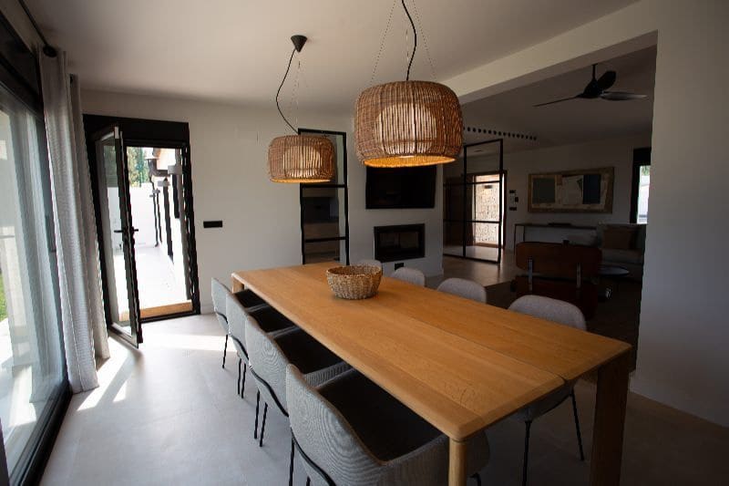 3 bedroom Villa for sale in Denia with pool garage - € 1,595,000 (Ref: 9883990)