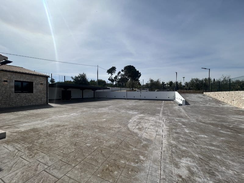 3 bedroom Villa for sale in Denia with pool garage - € 1,595,000 (Ref: 9883990)