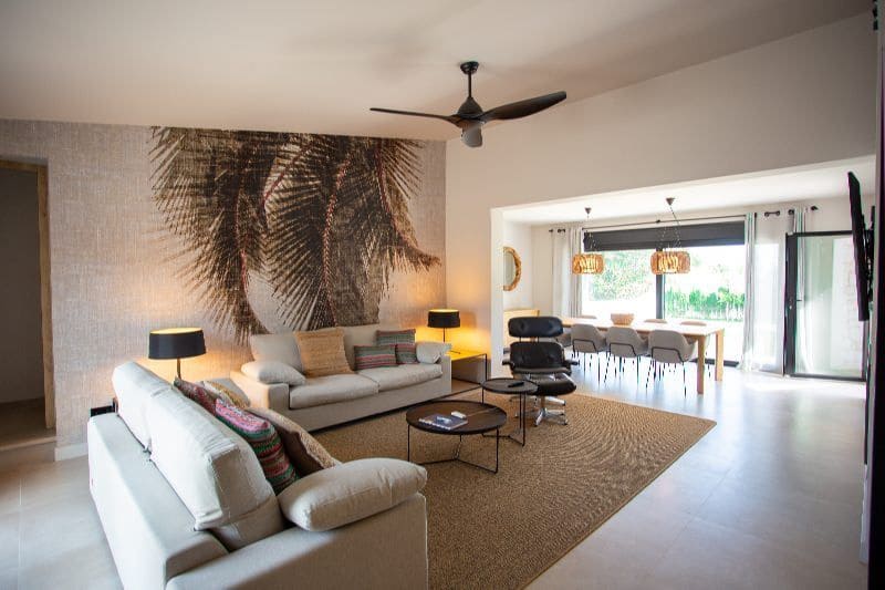 3 bedroom Villa for sale in Denia with pool garage - € 1,595,000 (Ref: 9883990)