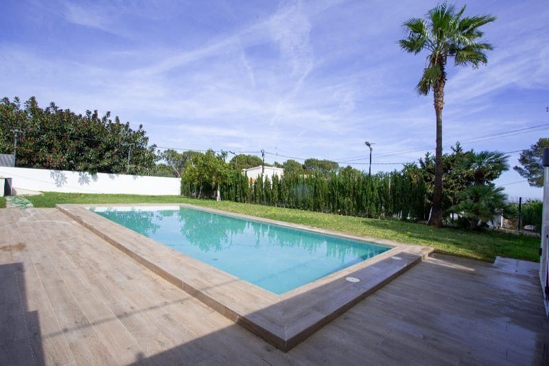 3 bedroom Villa for sale in Denia with pool garage - € 1,595,000 (Ref: 9883990)