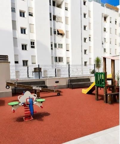 3 soveværelse Lejlighed til salg i Centro Urbano, Dénia med swimmingpool garage - € 380.000 (Ref: 9895713)