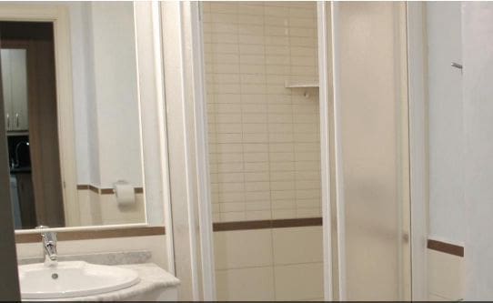 2 sovrum Lägenhet att hyra i Benidorm med pool - 1 280 € (Ref: 9902768)
