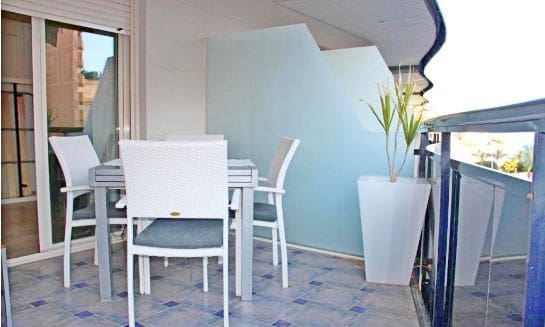 2 sovrum Lägenhet att hyra i Benidorm med pool - 1 280 € (Ref: 9902768)