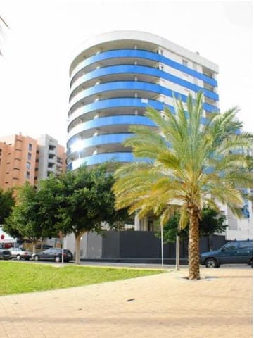 2 sovrum Lägenhet att hyra i Benidorm med pool - 1 280 € (Ref: 9902768)
