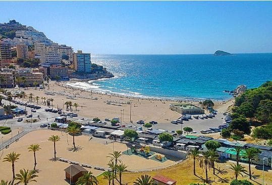 2 sovrum Lägenhet att hyra i Benidorm med pool - 1 280 € (Ref: 9902768)