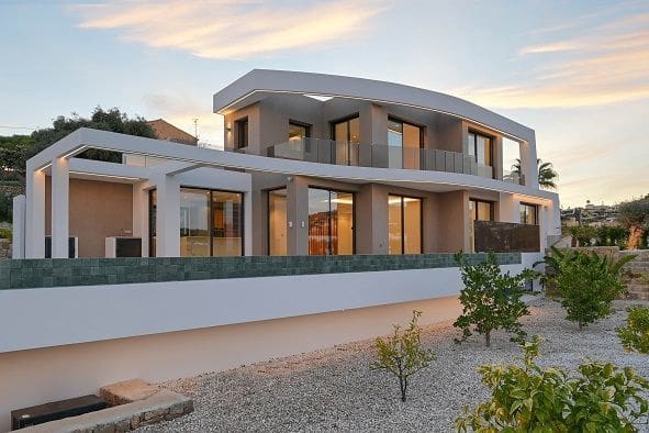 Chalet de 4 habitaciones en Benissa en venta con piscina garaje - 3.195.000 € (Ref: 9915177)