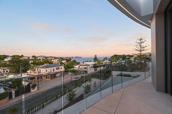 Chalet de 4 habitaciones en Benissa en venta con piscina garaje - 3.195.000 € (Ref: 9915177)