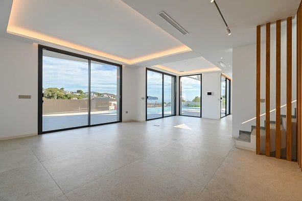 Chalet de 4 habitaciones en Benissa en venta con piscina garaje - 3.195.000 € (Ref: 9915177)