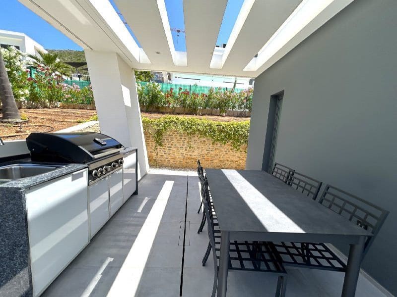 3 slaapkamer Villa te koop in Javea / Xabia met zwembad garage - € 1.250.000 (Ref: 9915179)