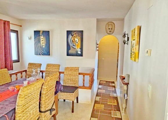 4 soverom Villa til salgs i Moraira, Teulada-Moraira med svømmebasseng garasje - € 650 000 (Ref: 9926710)