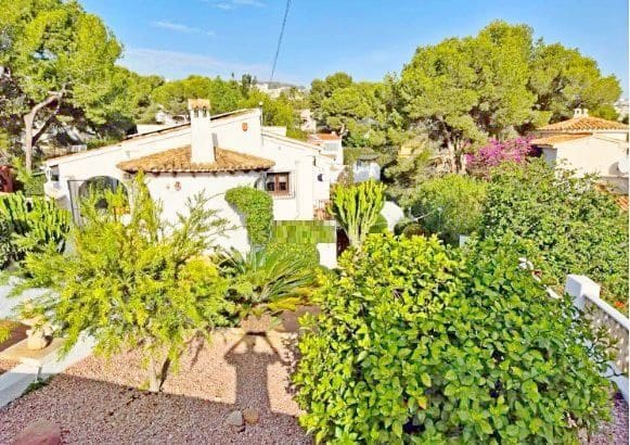 4 soverom Villa til salgs i Moraira med svømmebasseng garasje - € 650 000 (Ref: 9926710)